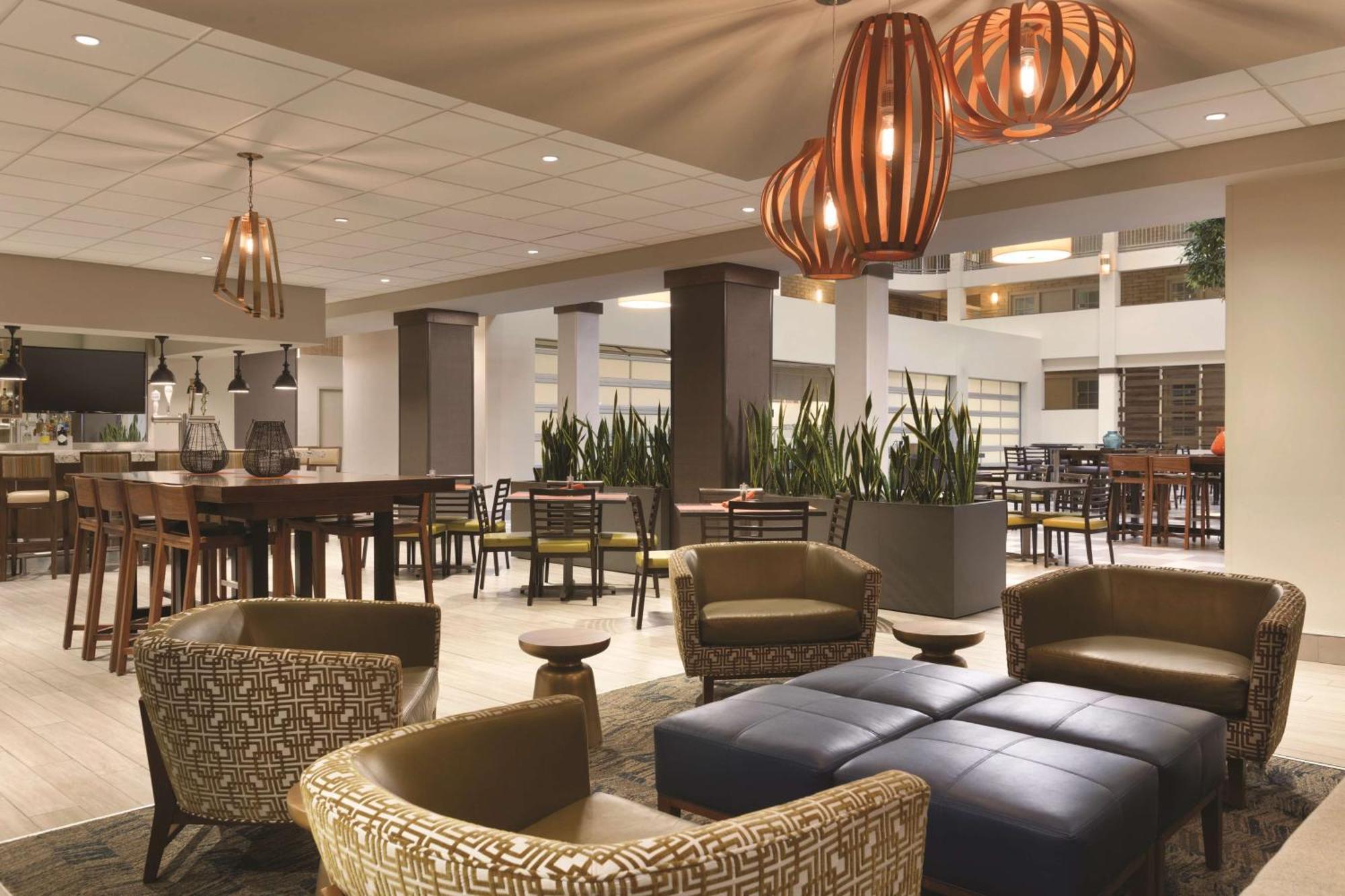 Embassy Suites By Hilton Bloomington/Minneapolis Bagian luar foto